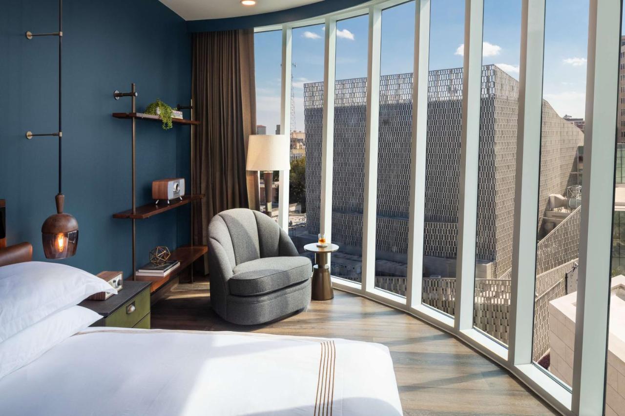 Thompson - Riverwalk, By Hyatt Hotel 5*